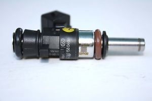 BOSCH BENZİN ENJEKTÖRÜ OEM: PLI1203694 - BOSCH 0280158040 kodlu oto yedek parça görseli