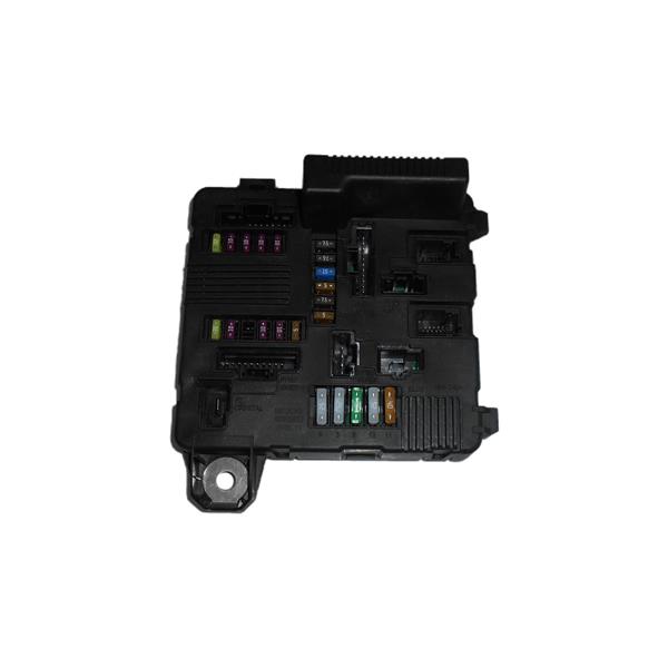 BRUCKE ROLE SİGORTA KUTUSU RENAULT MEGANE II OEM: 8200306033 - BRUCKE 8200306033 kodlu oto yedek parça görseli