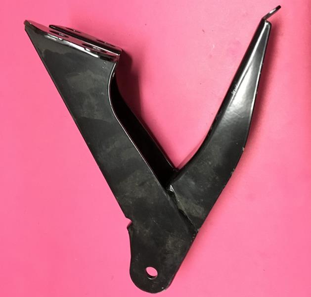 EMIN BARA KOL V SPORTU SLX ARKA DENGE KOLU YANLAMA V SPORTU - EMIN EMN507 kodlu oto yedek parça görseli