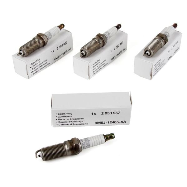 FORD- ATESLEME BUJISI FOCUS III B MAX C MAX 10 > MONDEO IV 07 > 1.6TI 04> FIESTA 1.25 / 1.4 16V / 1.6TI 0 8 > FIESTA KA 1.3 01>08 FOCUS II 1.6 04>11 VOLVO C30 06>12 S40 II V50 1.6 05 /> OPEL ASTRA G-VECTRA OEM: 4M5G12405XE-30731425-93190948 - FORD 4M5J12405AA kodlu oto yedek parça görseli