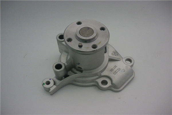 GMB DEVİRDAİM SU POMPASI HYUNDAI ELANTRA 1.8L 2.0L 16V 96-98 / COUPE 2.0L G4DF 16V 96-00 YUVARLAK FLANŞ LI OEM: 2510023002-2510023001 - GMB GWHY-35A kodlu oto yedek parça görseli