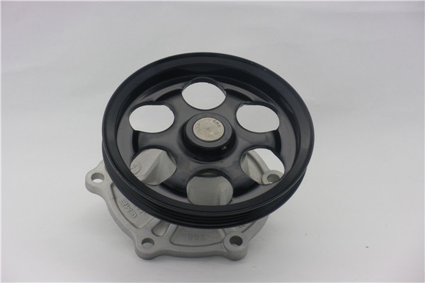 GMB DEVİRDAİM SU POMPASI TOYOTA COROLLA 1.3L 2E 4E-FE EE100 EE111 94-97 / STARLET 1.3L EP91 96-98 KASNAKLI Güçlendirilmiş malzeme OEM: 1611019095-1611019107 - GMB GWT-117A kodlu oto yedek parça görseli