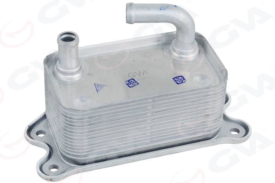 GVA YAĞ SOĞUTUCUSU VOLVO C30 D5 06>12 C70 II 2.4 D 06>13 S40 II 2.4 D5 06>12 S80 II 2.4 D 06>V50 2.4 D5 06>12V70 III 2.4 D 07>10 XC60 2.4 D / D3 / D4 AWD 07>12 TEK OEM: 30751937-1574884 - GVA 4299006 kodlu oto yedek parça görseli