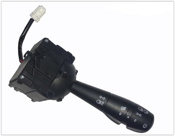 HELLUX FAR SİNYAL KOLU DUSTER 10 LOGAN II-SANDERO II 12 CAPTUR-CLIO IV-TWNG III Arka sis lambasi ile 8201167977-255404709R-255671790R OEM: 8201167977-255404709R-255671790R - HELLUX HSI.800132 kodlu oto yedek parça görseli