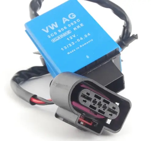 HELLUX YAKIT POMPASI KONTROL MODÜLÜ PASSAT B6-B7 1.4 TSI-3.2 FSI-3.6 FSI - GOLF VI - SCIROCCO 2.0 R - A1 - A3 2.0 - SUPERB II 3.6 FSI 3C0906093C OEM: 3C0906093C - HELLUX HYP.53101 kodlu oto yedek parça görseli