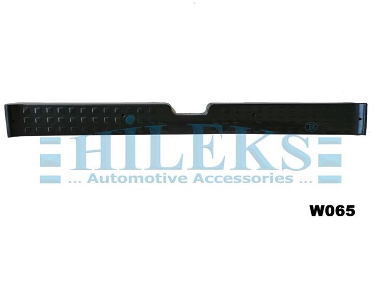 HILEKS ARKA KAPI BASAMAK PLASTİĞİ TRANSPORTER 98-03 OEM: 701803717B - HILEKS W065 kodlu oto yedek parça görseli