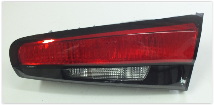 OEK STOP LAMBASI İÇ SAĞ DUYLU FIAT EGEA HB-SW 52071021-52015962 OEM: 52071021-52015962 - OEK 52071021 kodlu oto yedek parça görseli