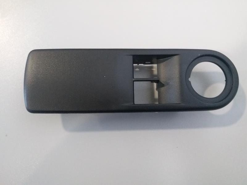 OEK CAM DÜĞME ÇERCEVESİ SOL CLIO IV OEM: 809618236R-809611667R - OEK 809611667R kodlu oto yedek parça görseli