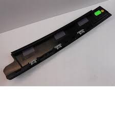 OEK ARKA KÜSTOD ÇITASI KAPI KOL SOL ÜST ÇITA CLIO V 828479921R OEM: 828479921R - OEK 828479921R kodlu oto yedek parça görseli