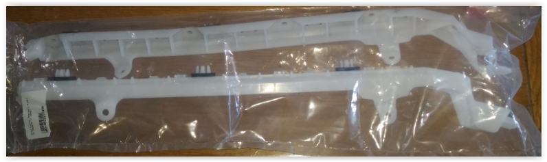 OEK BRAKET TAMPON ARKA SET RENAULT MEGANE IV 2016-2019 852227740R OEM: 852227740R - OEK 852227740R kodlu oto yedek parça görseli