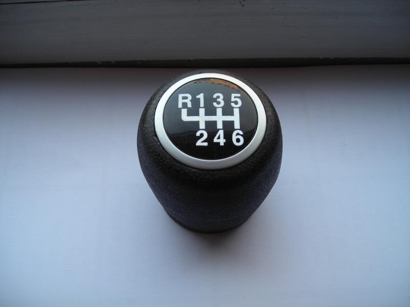 OZAR VİTES TOPUZU LINEA ACTIVE-PUNTO KROM KAPAK 6 VİTES OEM: 55348538 - OZAR 4M131137-6 kodlu oto yedek parça görseli