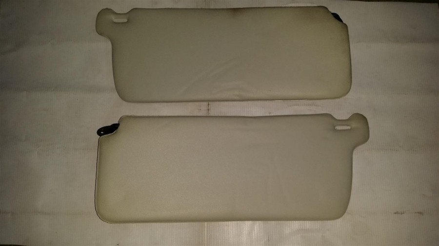 OZAR İÇ GÜNEŞLİK FORD TAUNUS 1.6 2.0  - OZAR 7O002 kodlu oto yedek parça görseli