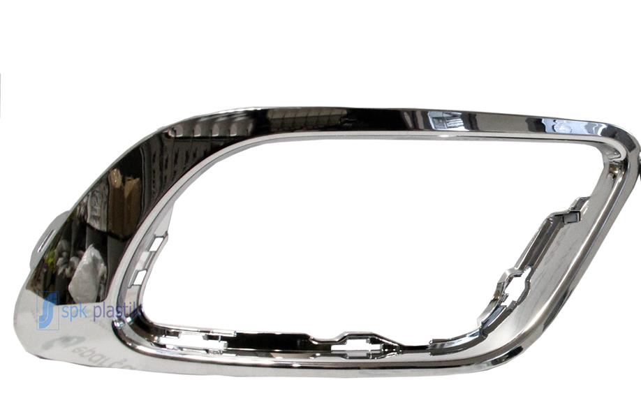 SPK SİS FAR ÇERÇEVESİ SAĞ KROM MAKYAJLI KASA FLUENCE 12 OEM: 261520921R - SPK 6033-R kodlu oto yedek parça görseli