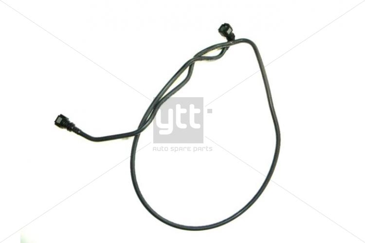 YTT YEDEK SU DEPO ÜST HORTUMU TRANSİT V347 06-14-V348 03-14 2.2TCDI 2.4TCDI 6C118W005AC-1370866 OEM: 6C118W005AC-1370866 - YTT 40318 kodlu oto yedek parça görseli