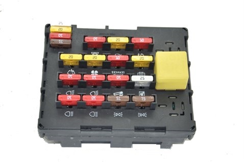 ZENON SİGORTA KUTUSU 204 UNO 1988- 64800204 OEM: 64800204 - ZENON FI15204 kodlu oto yedek parça görseli