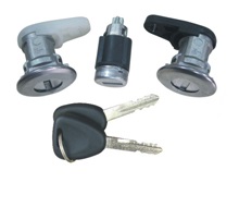 ZENON KAPI KİLİTİ 3 SET D.LOGAN 2007- OEM: 6001546809R - ZENON RN97513 kodlu oto yedek parça görseli
